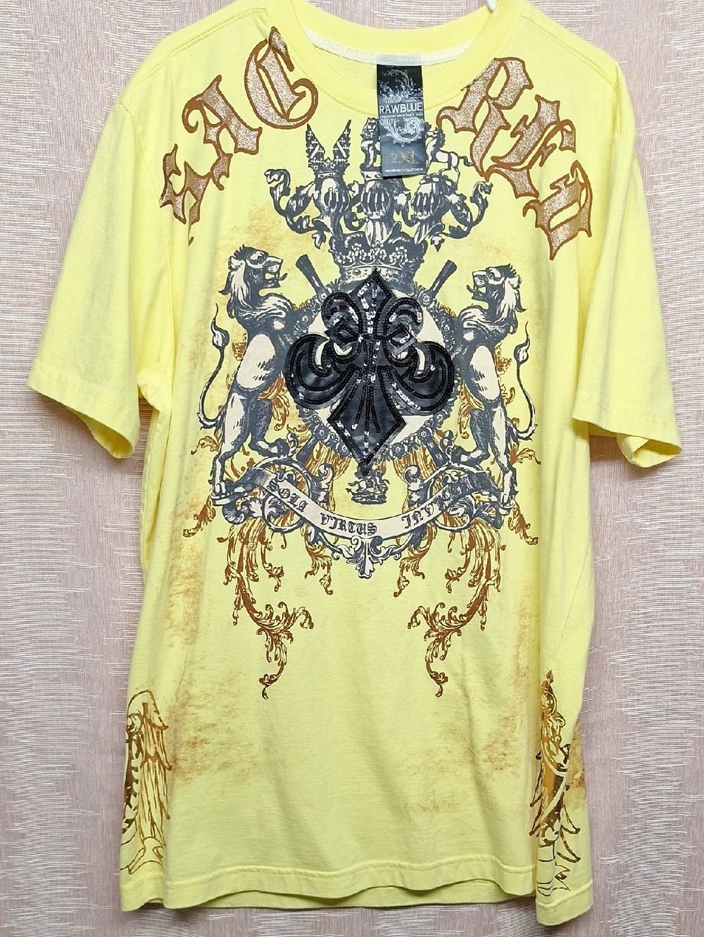 Men's Yellow Short-Sleeve Graphic Crest Tee, Size XXL